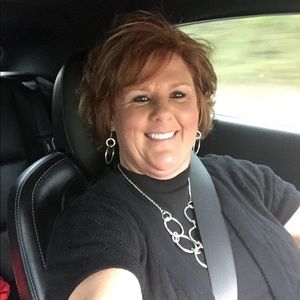 Meet your Posher, Helen